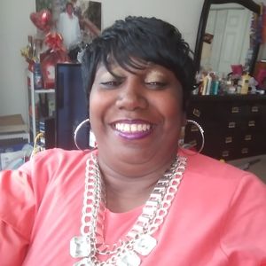 Meet your Posher, Camille